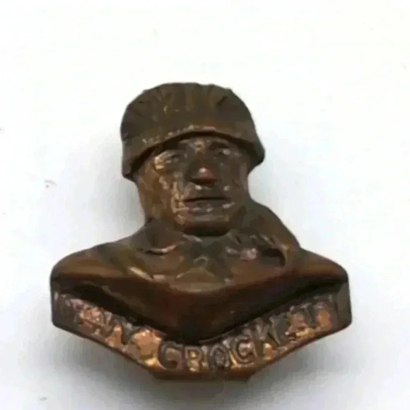 Other - Davy Crockett Metal Clip Old Estate Jewelry